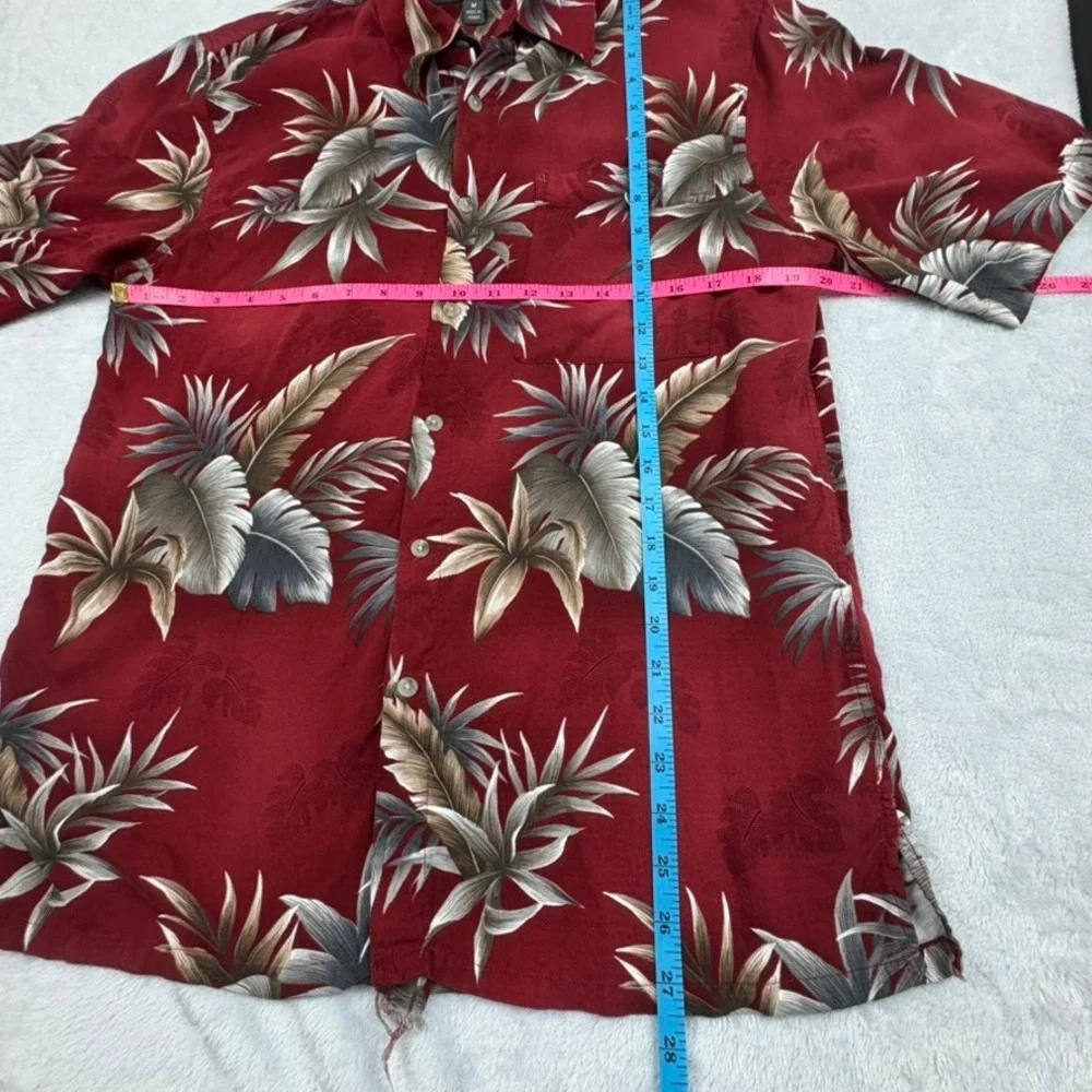 Croft & Barrow Mens M Red Hawaiian Shirt Floral Aloha Button Up Camp Casual - Picture 3 of 8